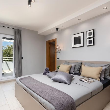 Villa Ovis Peresiji Екстер'єр фото